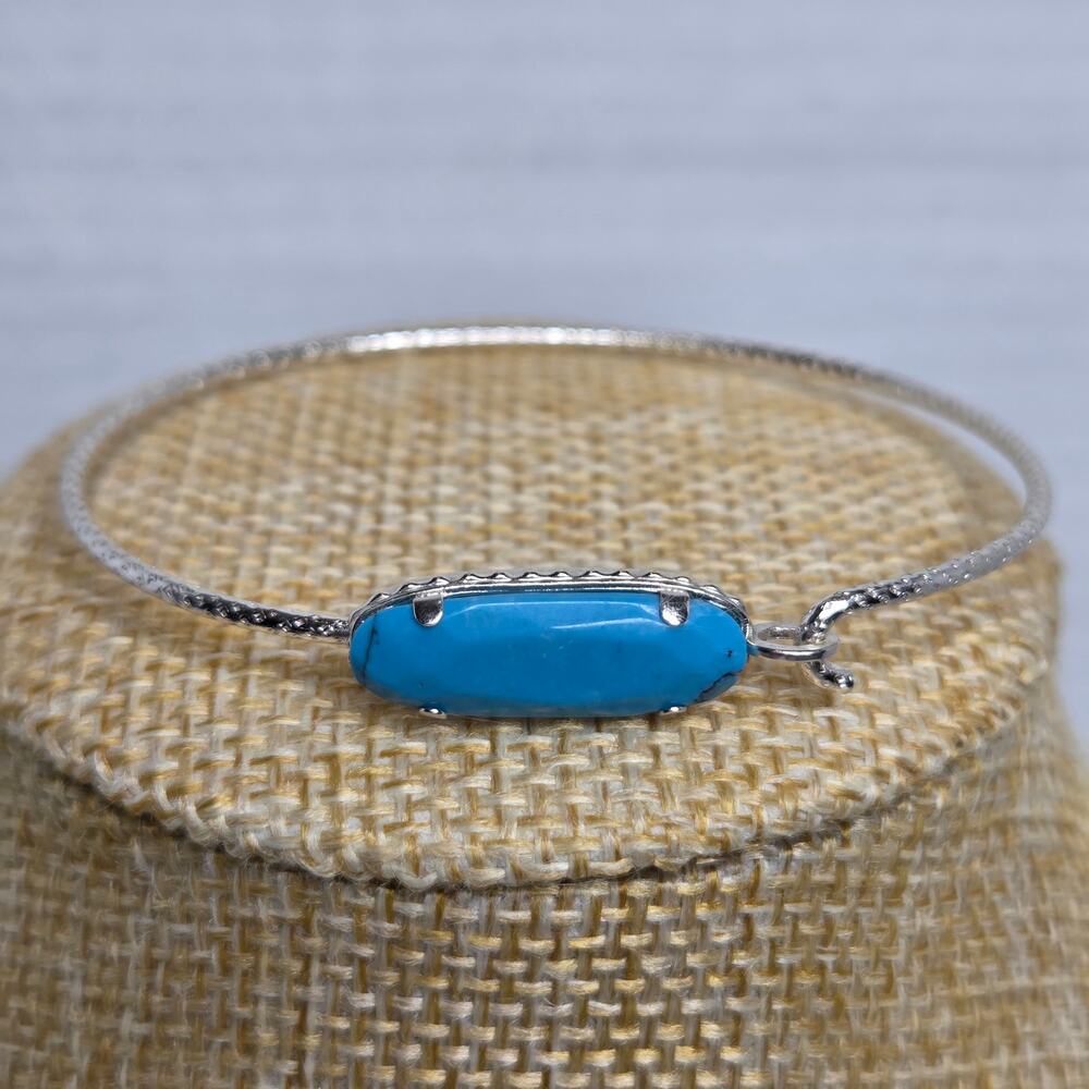 Sterling Silver Signed L&D Southwestern Style Turquoise Bangle Bracelet